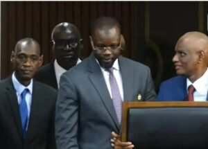 Sénégal : Sonko reprend l’offensive politique et s’installe au perchoir de l’Assemblée