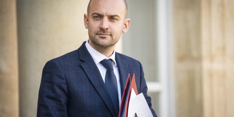 Afrique : derrière GlobUs, Paris dénonce une nouvelle offensive d’influence Russe