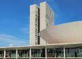 Le Congrès national du Brésil à Brasília, avec ses deux tours et ses coupoles