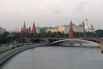 Vue du Kremlin de Moscou et de la Moskova